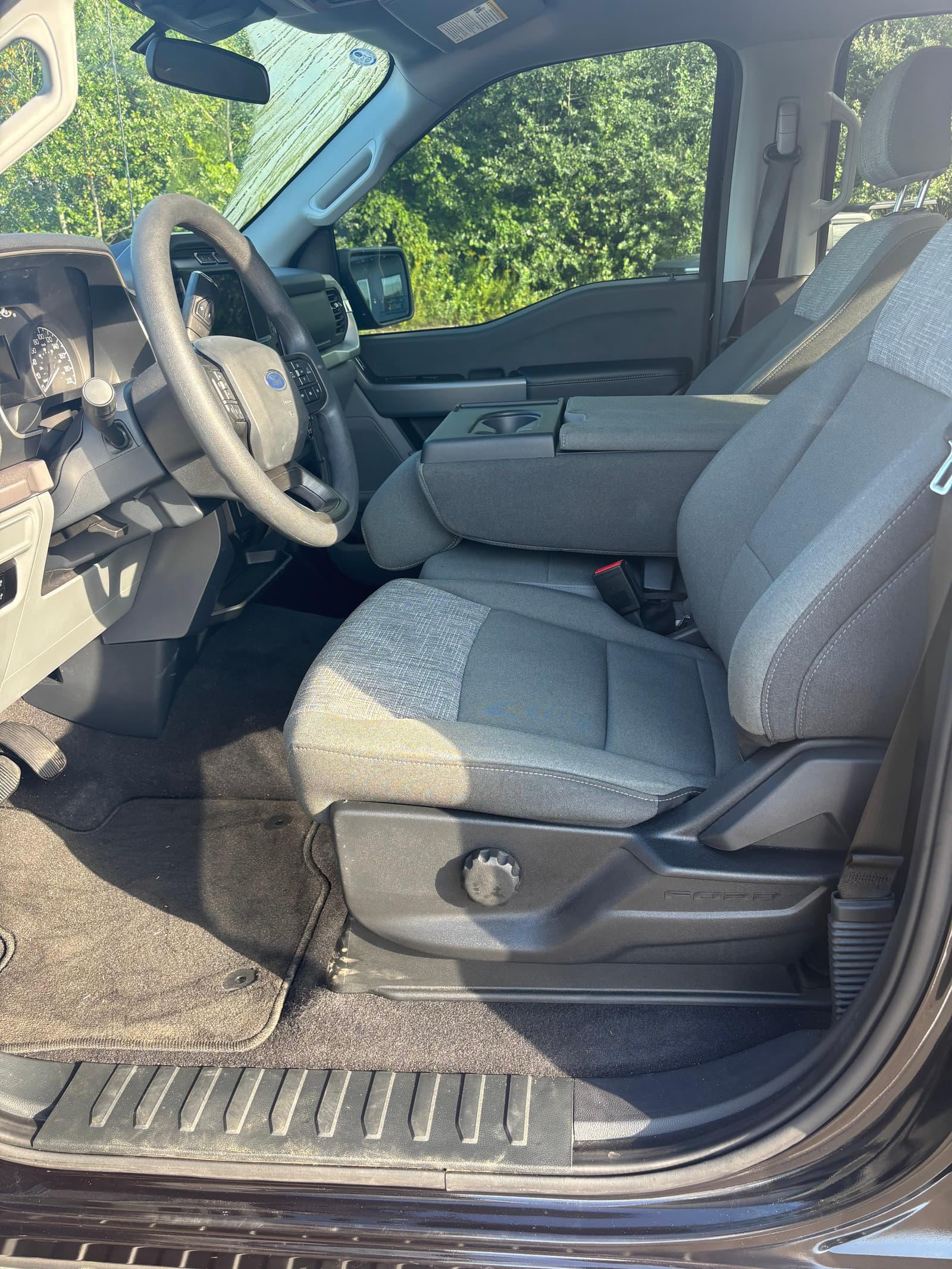 Ford F-150 2023 - Image 8