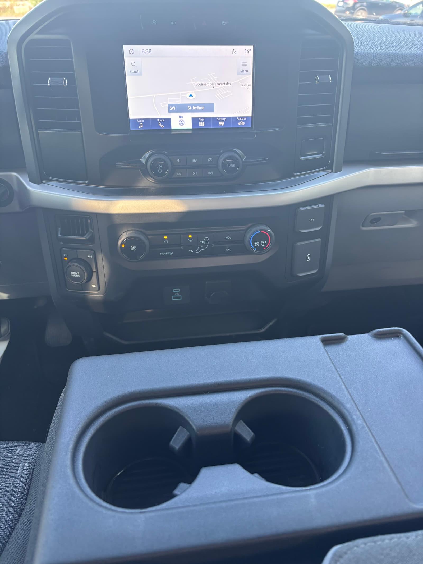 Ford F-150 2023 - Image 11