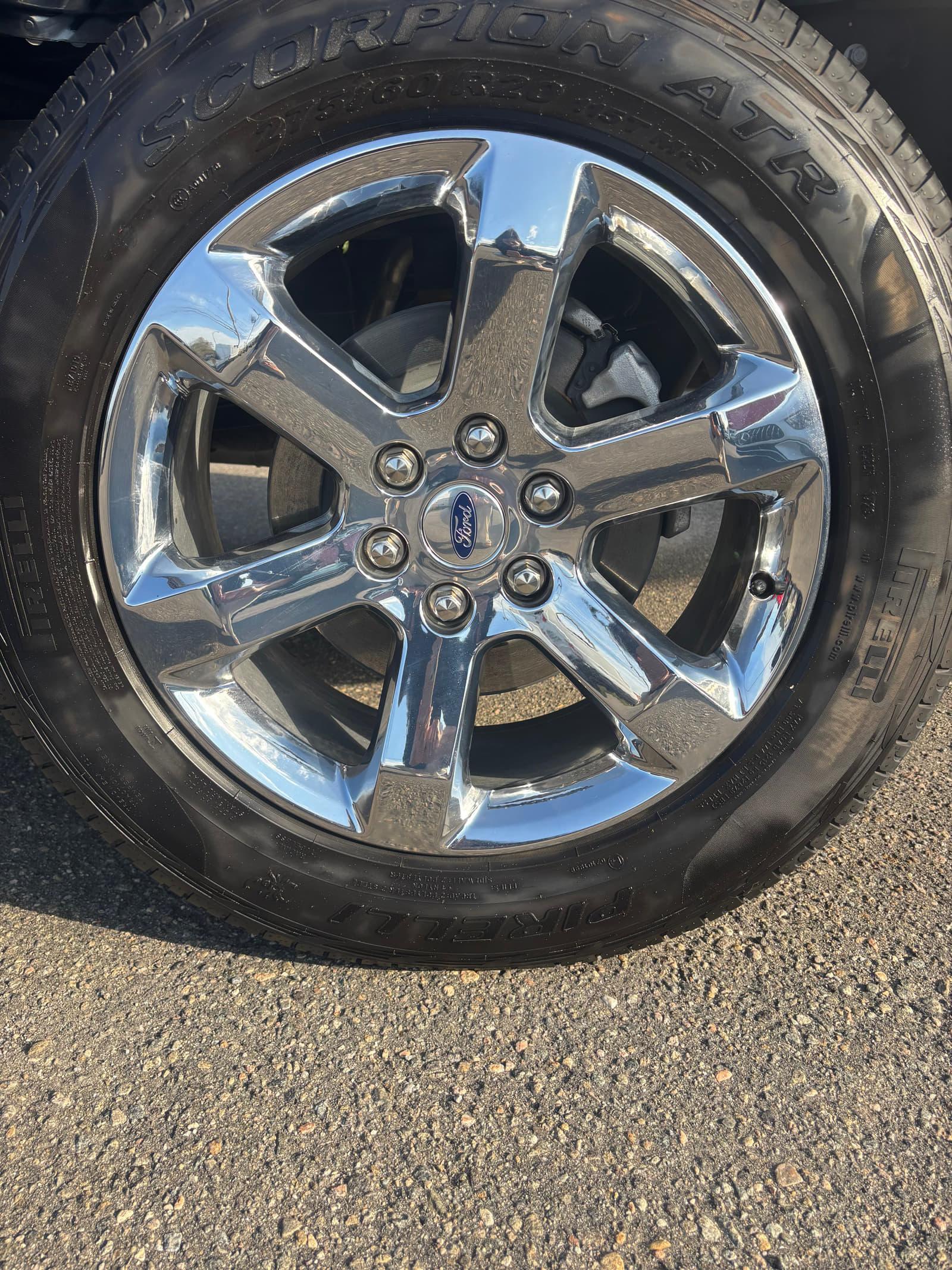 Ford F-150 2023 - Image 12