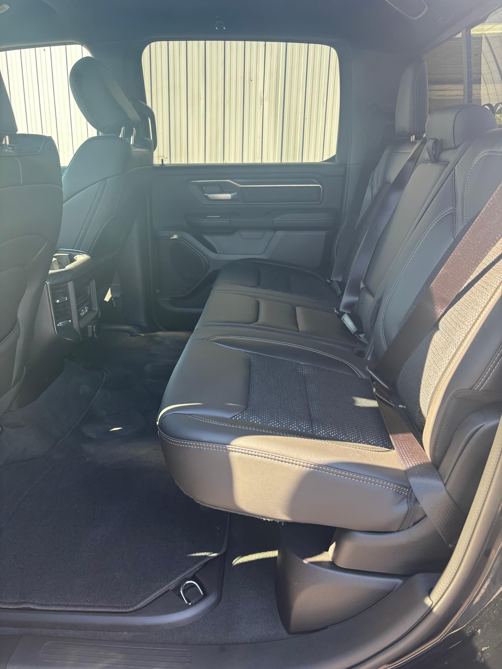 Ram Ram 1500 Pickup 2023 - Image 14