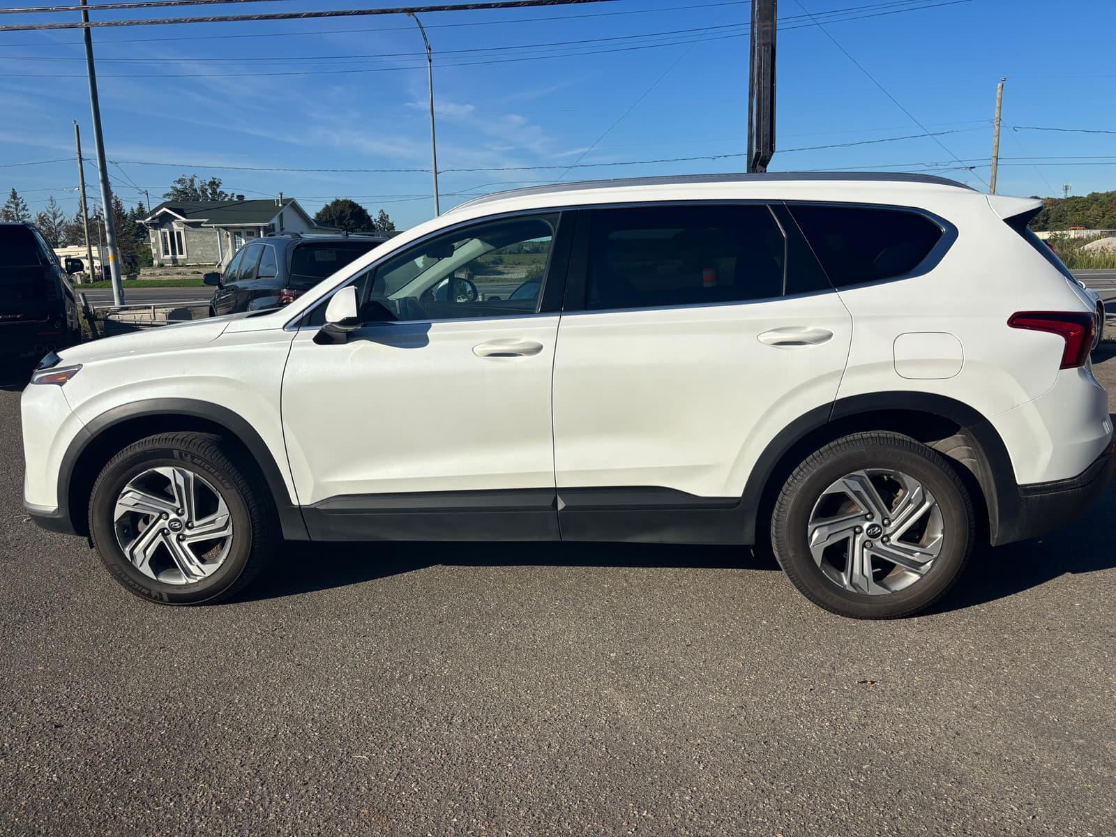 Hyundai Santa Fe 2022 - Image 6