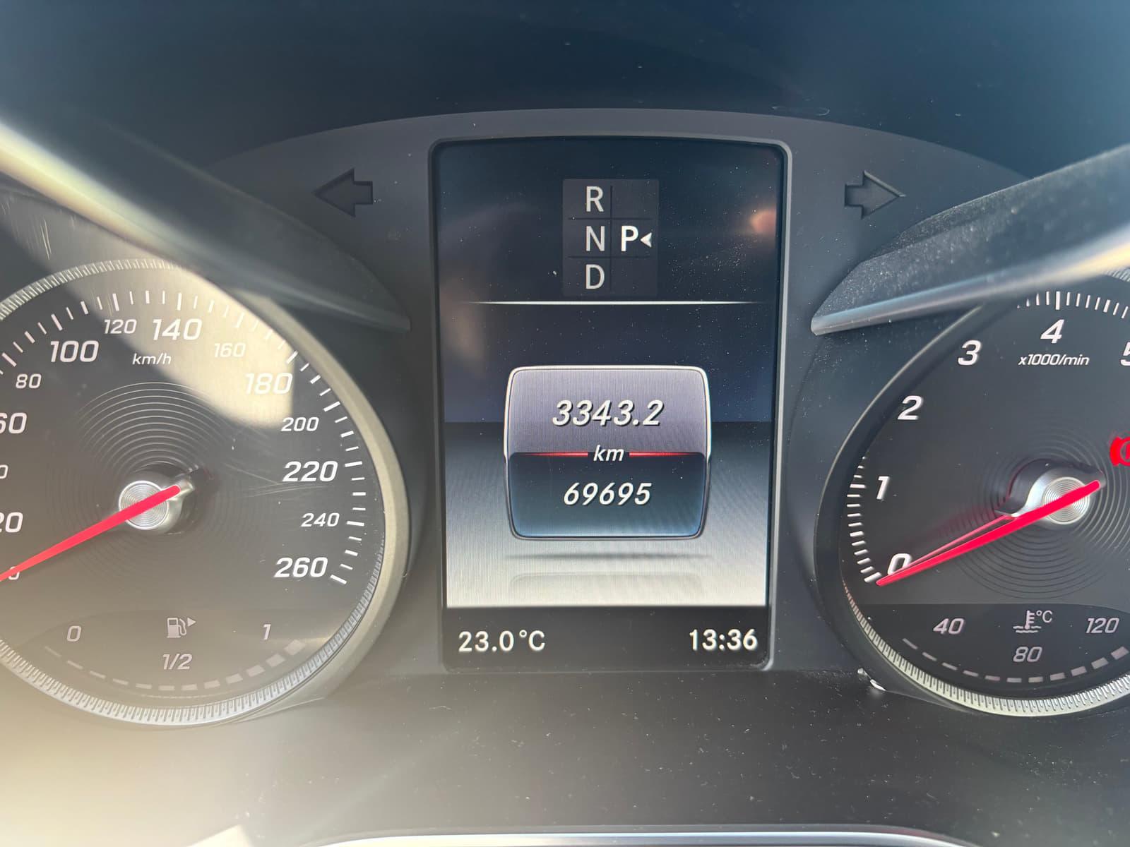 Mercedes-Benz C-Class 2016 - Image 11