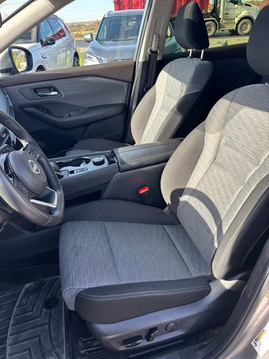 Nissan Rogue 2023 - Thumbnail 11