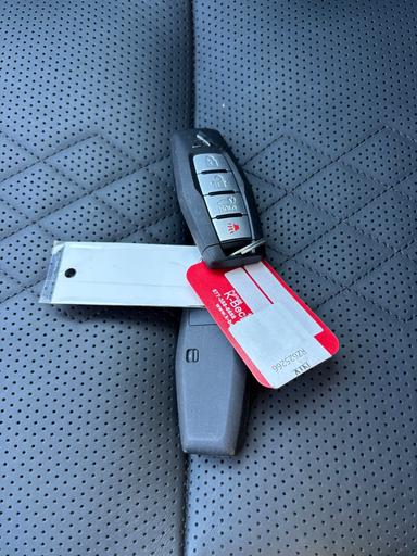 Mitsubishi Outlander PHEV 2024 - Thumbnail 11