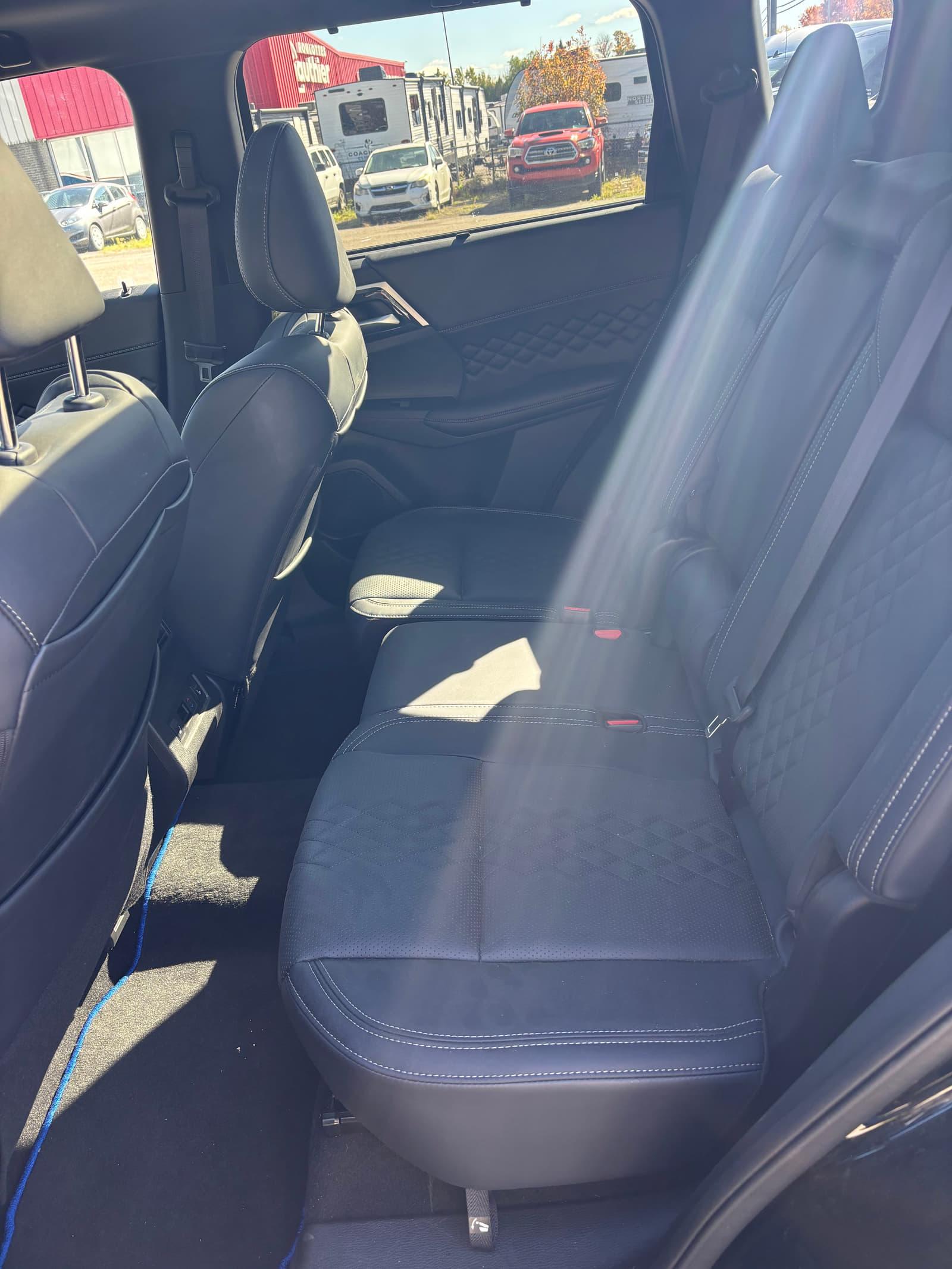 Mitsubishi Outlander PHEV 2024 - Image 13