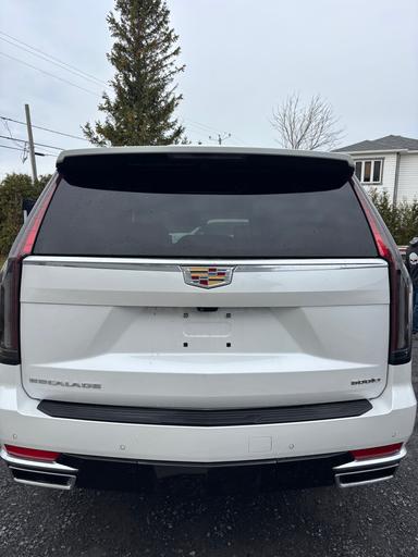 Cadillac Escalade 2023 - Thumbnail 3
