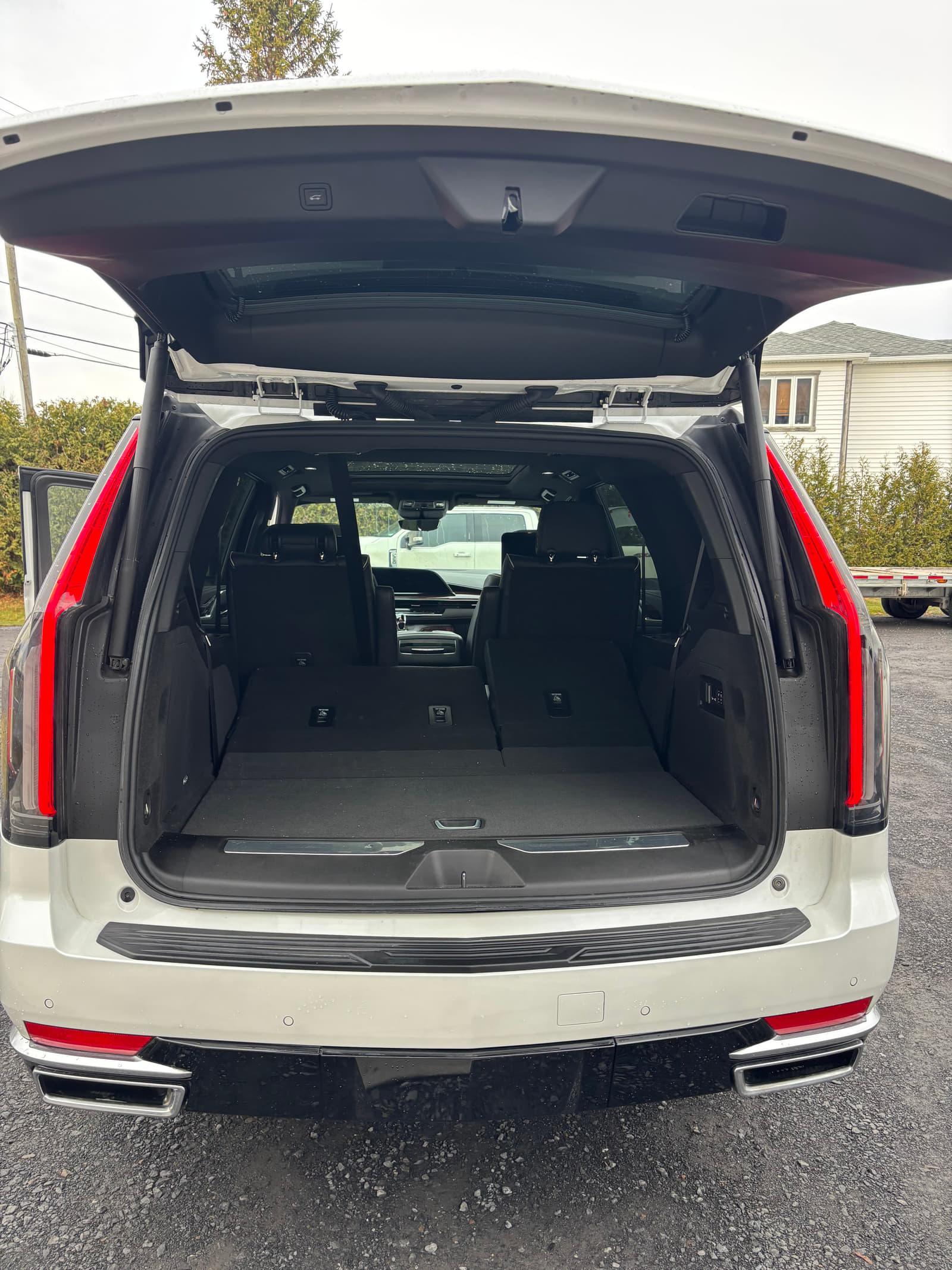 Cadillac Escalade 2023 - Image 5