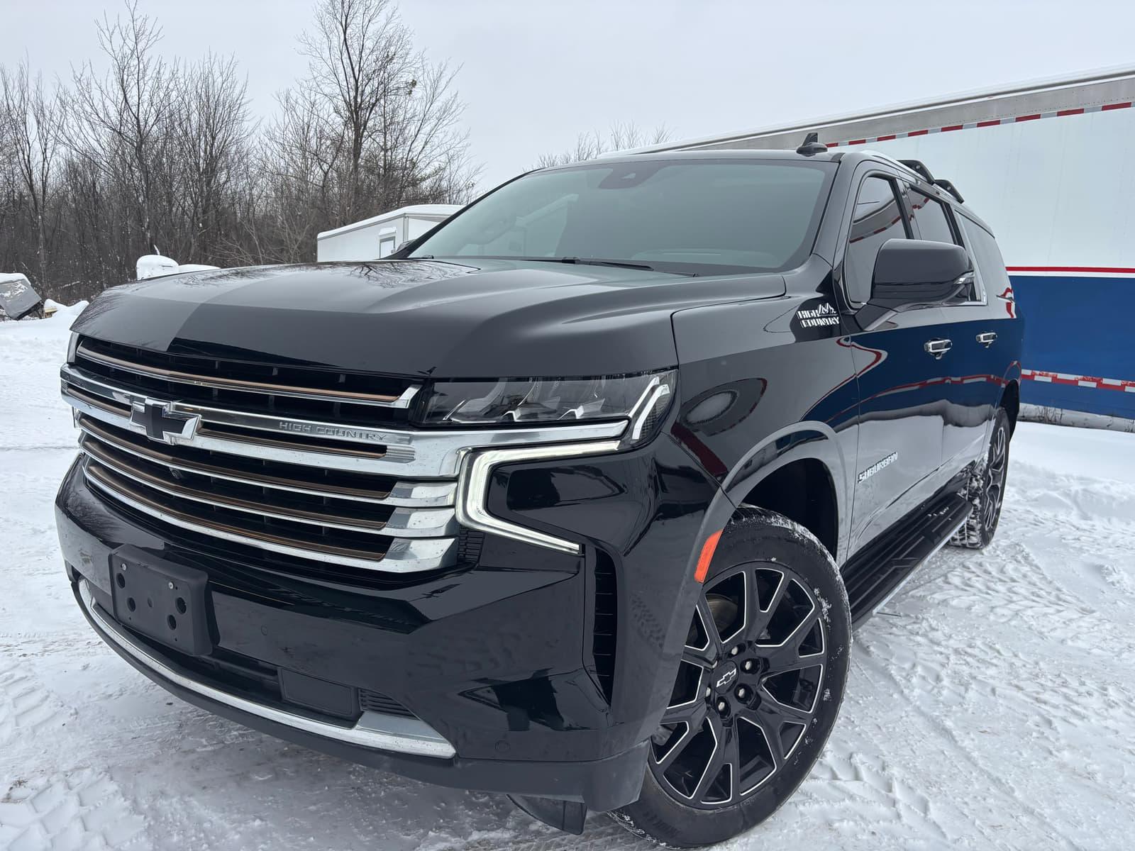 Chevrolet Suburban 2023 - Image 1