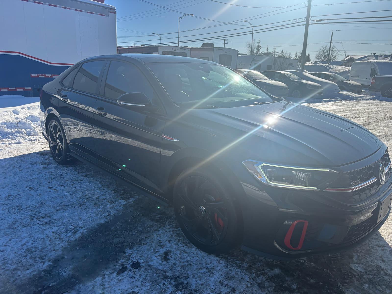 Volkswagen Jetta GLI 2023 - Image 6