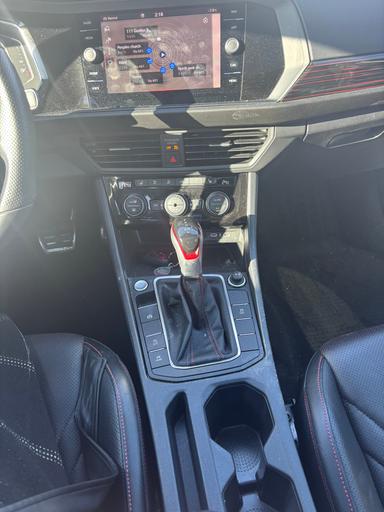 Volkswagen Jetta GLI 2023 - Thumbnail 8