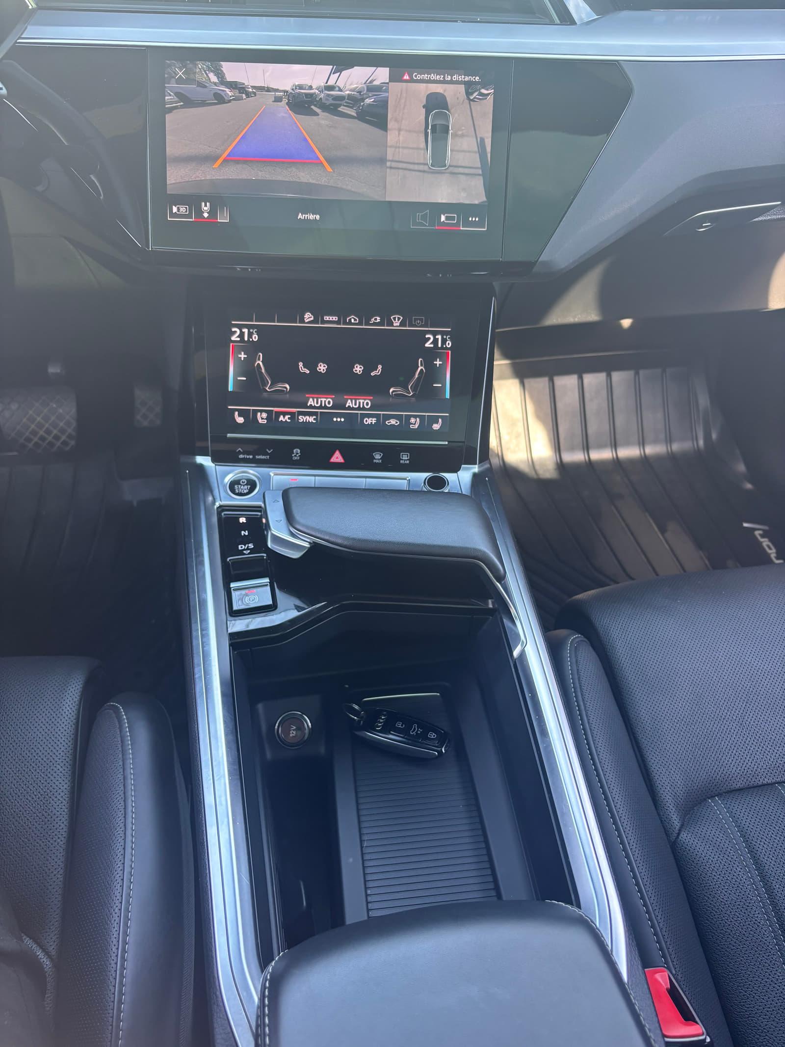 Audi Q8 e-tron 2024 - Image 13