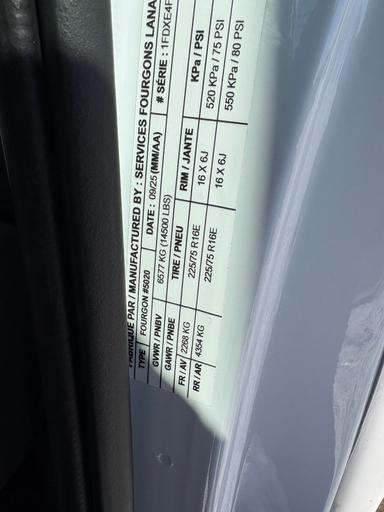 Ford E-450 Cutaway 2025 - Thumbnail 12