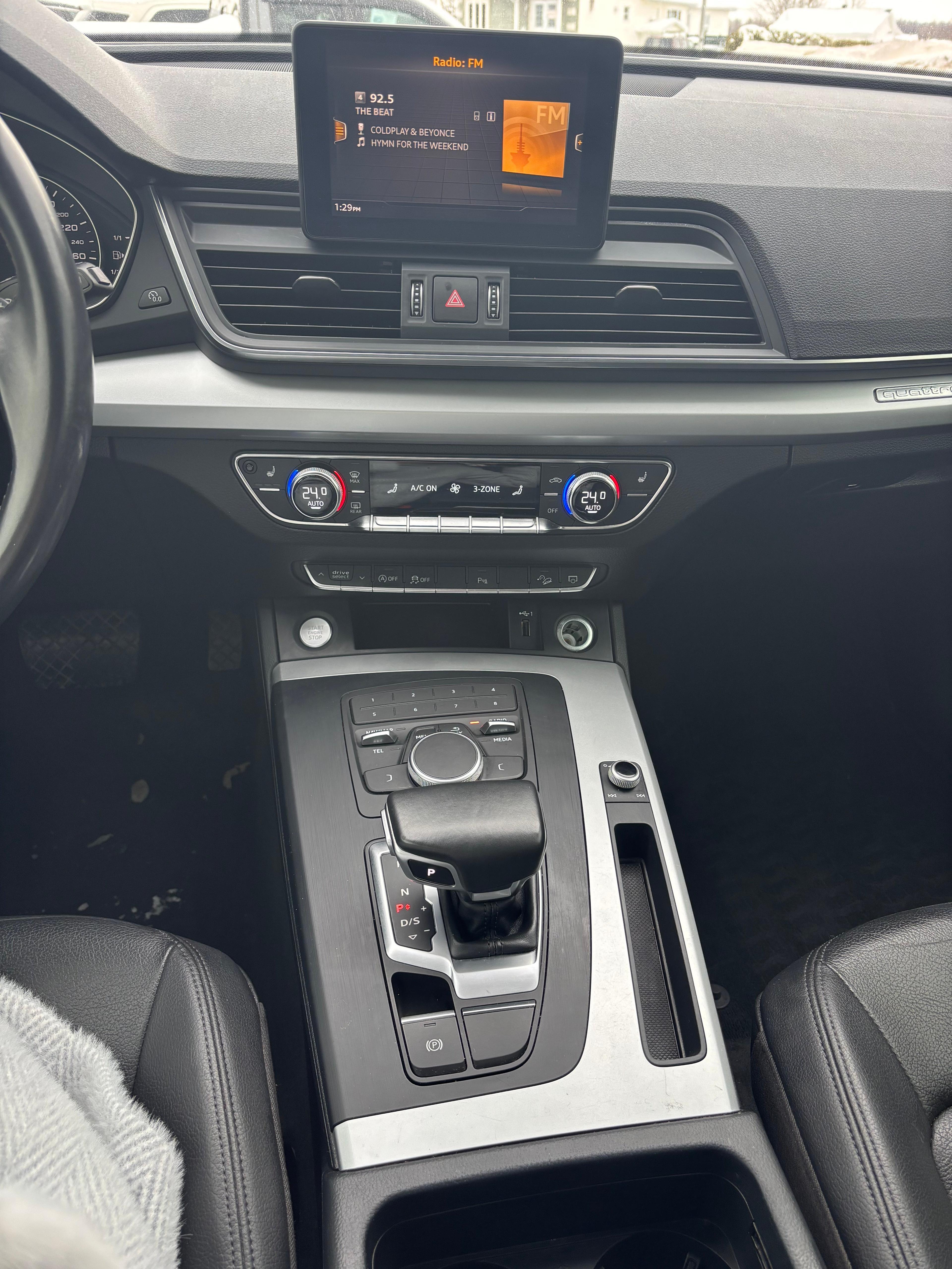 Audi Q5 2019 - Image 12