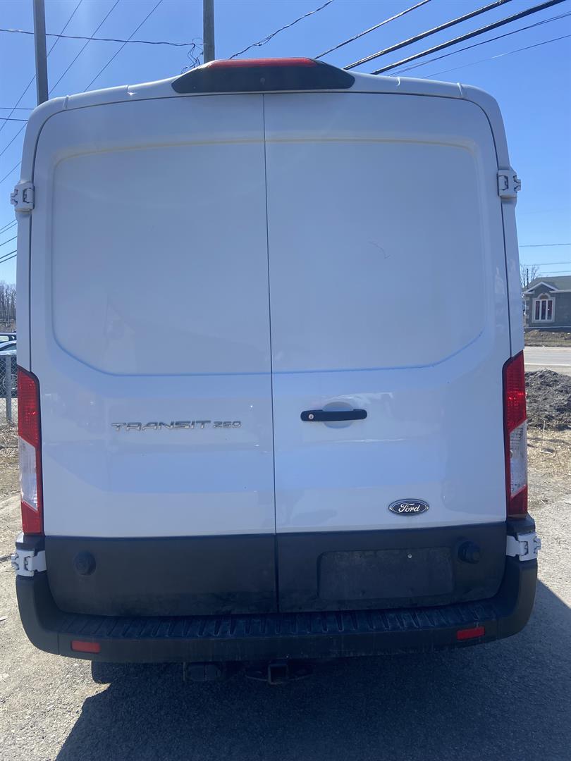 Ford Transit Cargo Van 2020 - Image 5