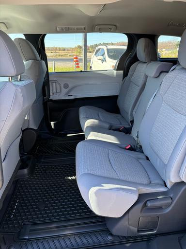 Toyota Sienna 2025 - Thumbnail 7