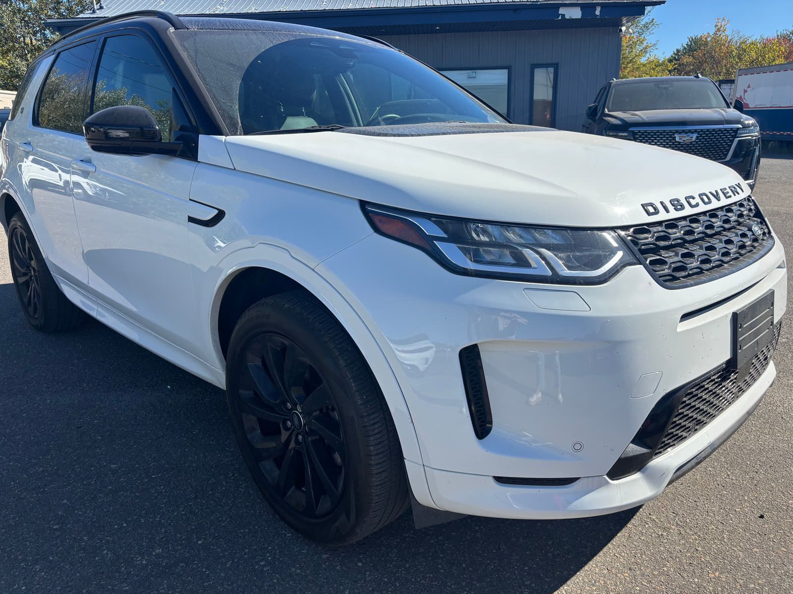 Land Rover Discovery Sport 2023 - Image 0 