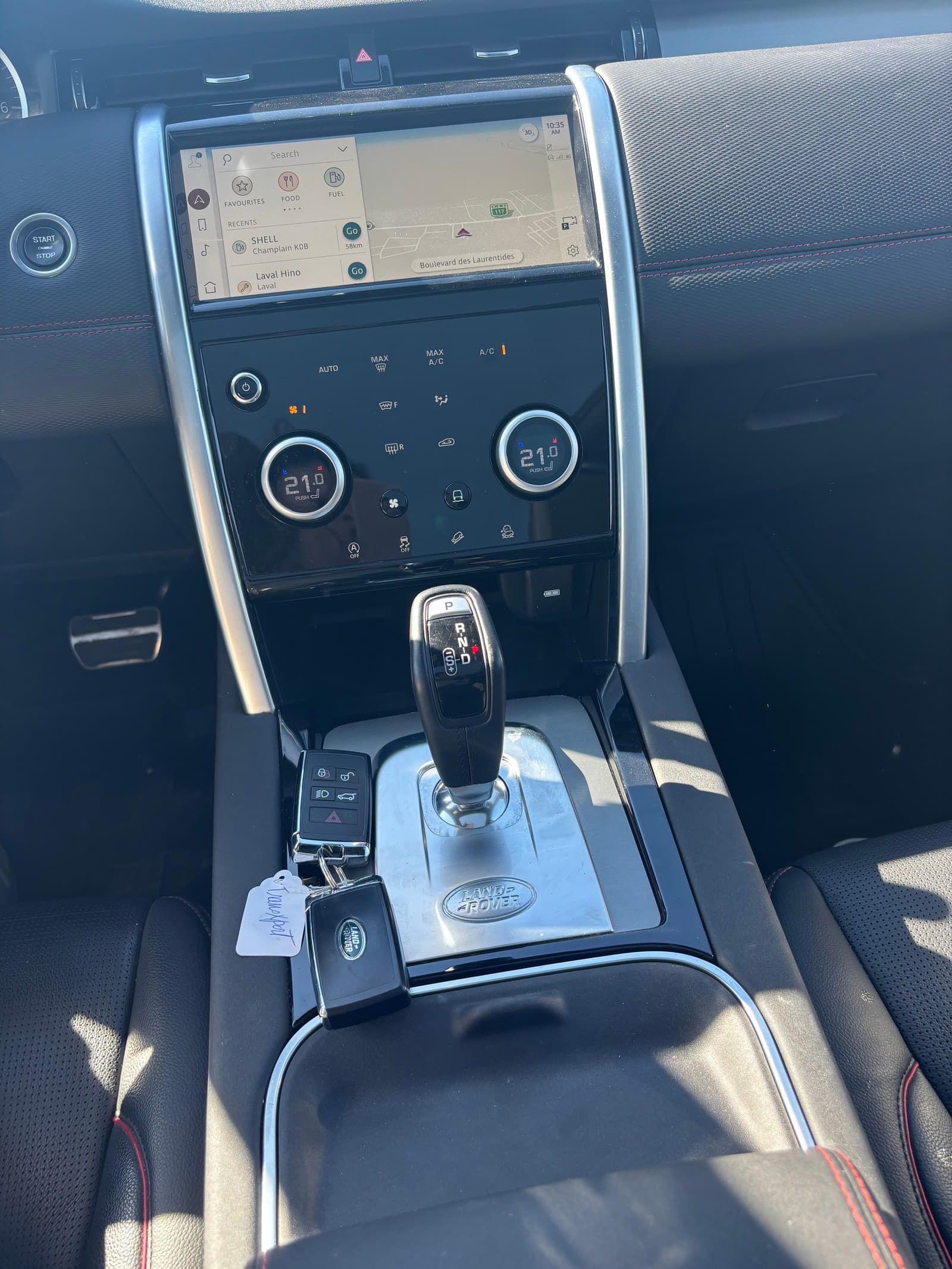 Land Rover Discovery Sport 2023 - Image 10 
