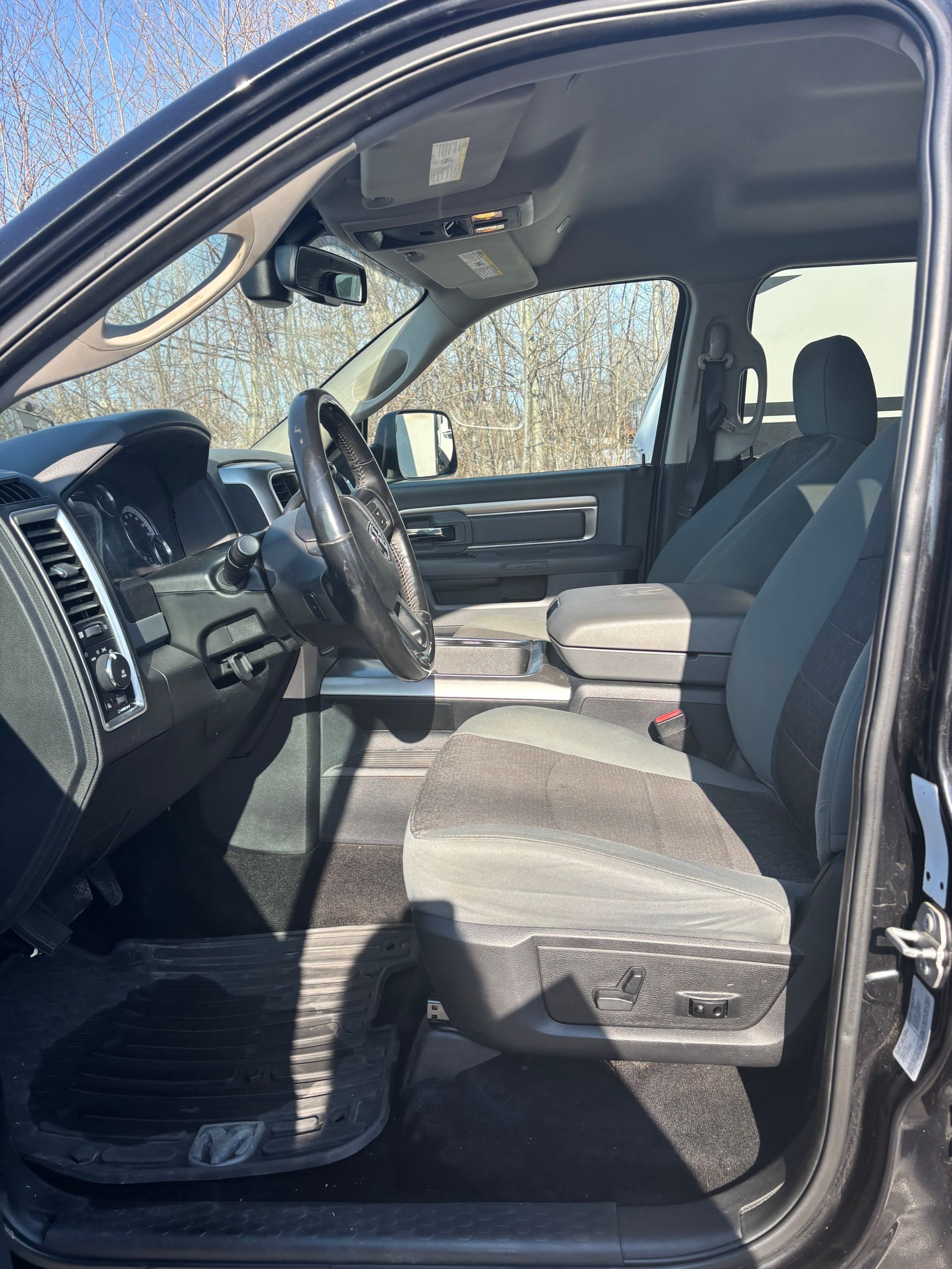 RAM 2500 2017 - Image 8