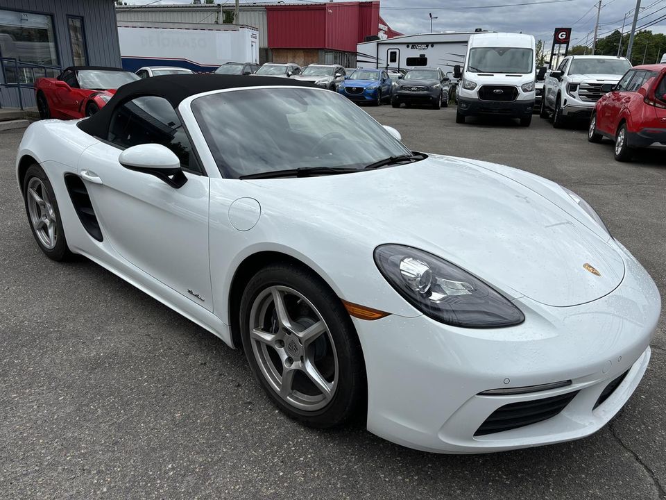 Porsche 718 Boxster 2017 - Image 1