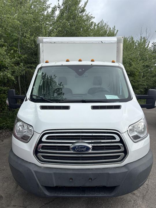 Ford Transit Cutaway 2018 - Image 2